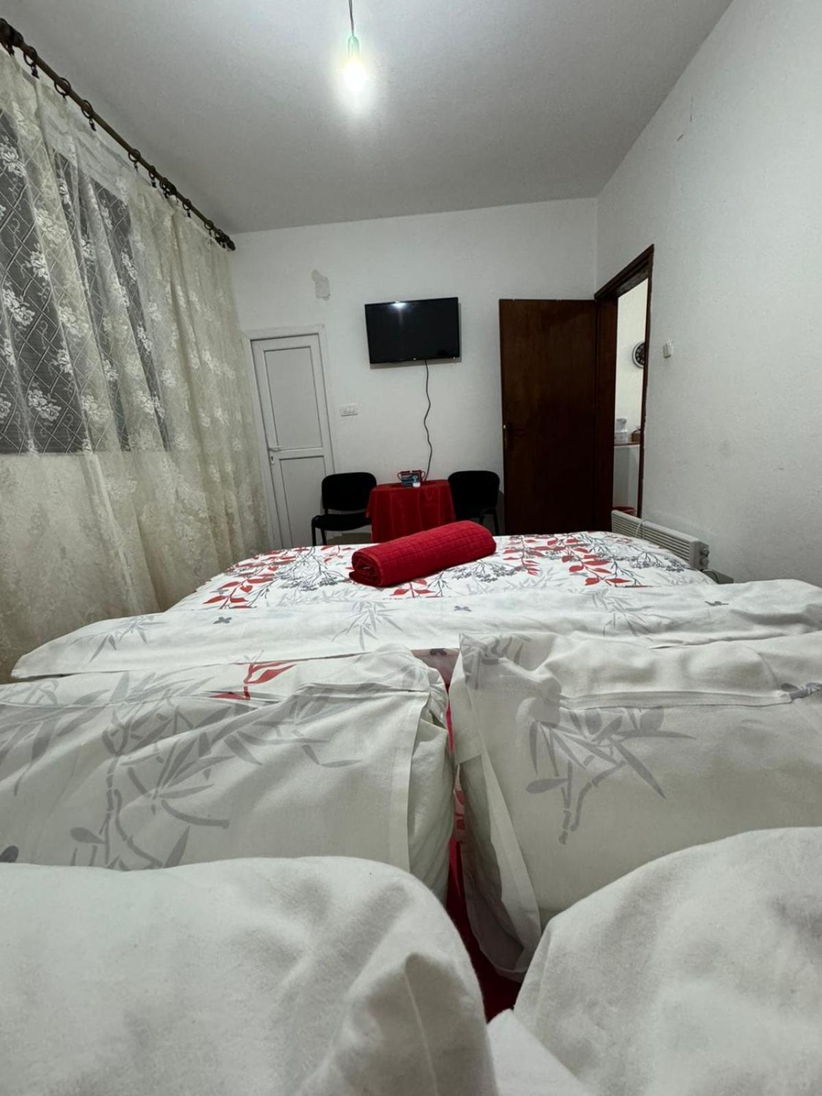 Airport Radinovic Farm stay