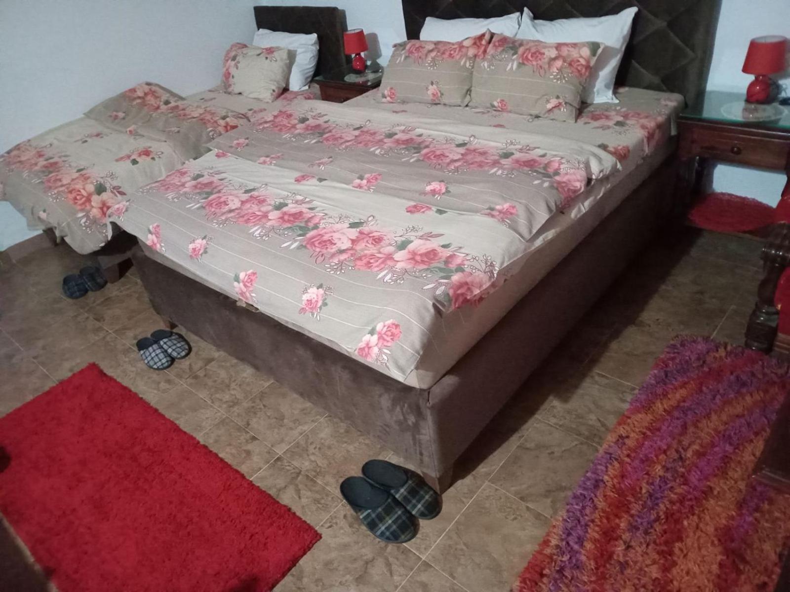 Farm stay Airport Radinovic *
