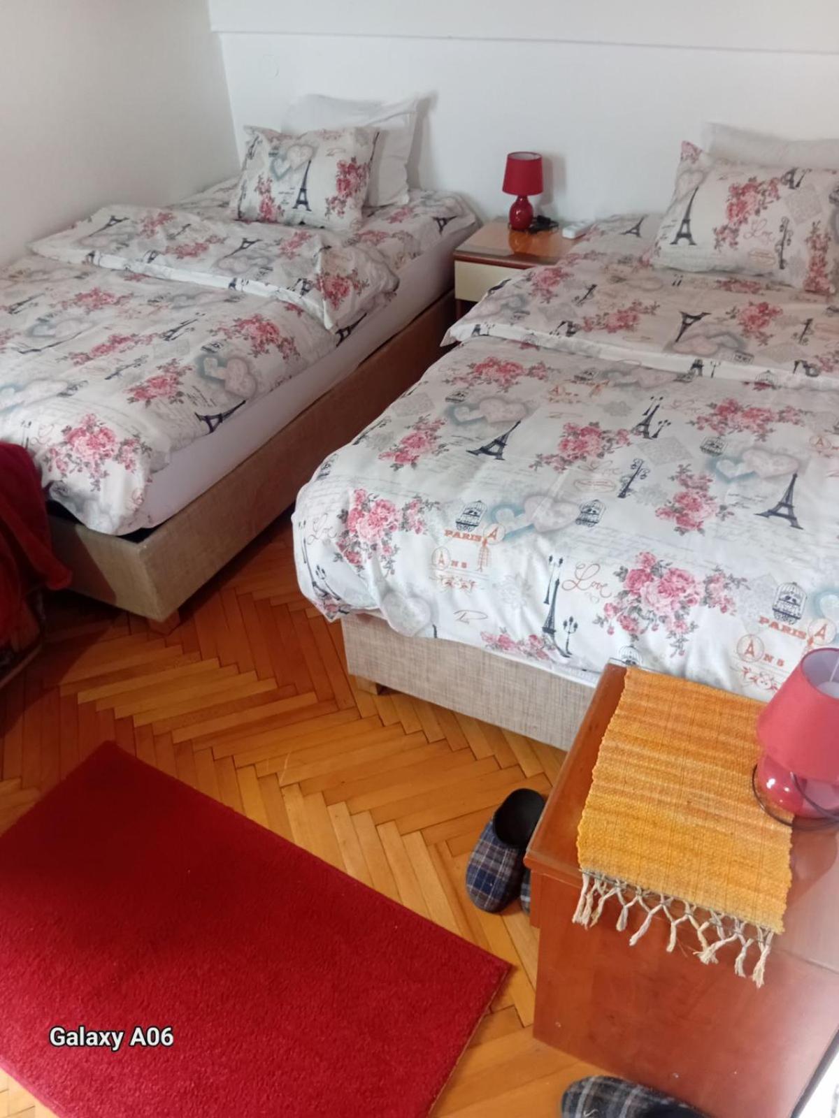Farm stay Airport Radinovic